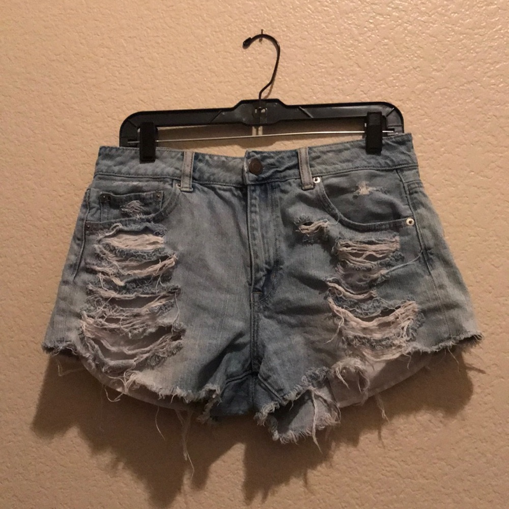 American eagle ripped shorts